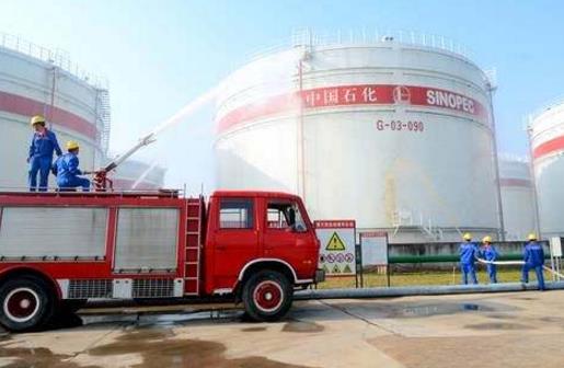 油庫的消防安全評(píng)價(jià)及消防安全的優(yōu)化分析 油庫的消防安全評(píng)價(jià)及消防安全的優(yōu)化分析