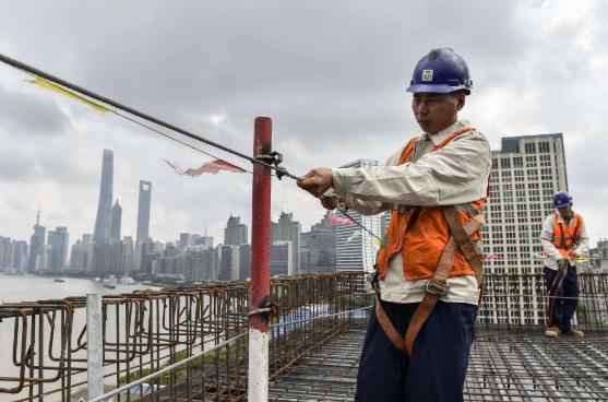 如何預防建筑施工高空墜物風險？