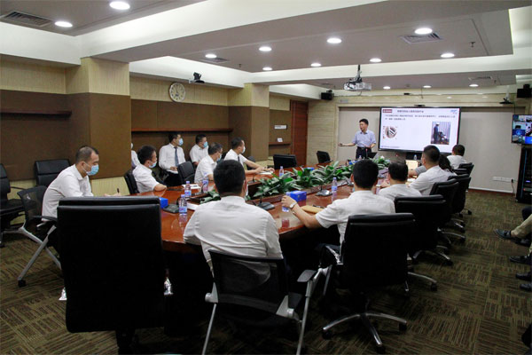 賽為安全為招商物業(yè)進(jìn)行高風(fēng)險作業(yè)管理安全培訓(xùn)3 賽為安全為招商物業(yè)進(jìn)行高風(fēng)險作業(yè)管理安全培訓(xùn)3